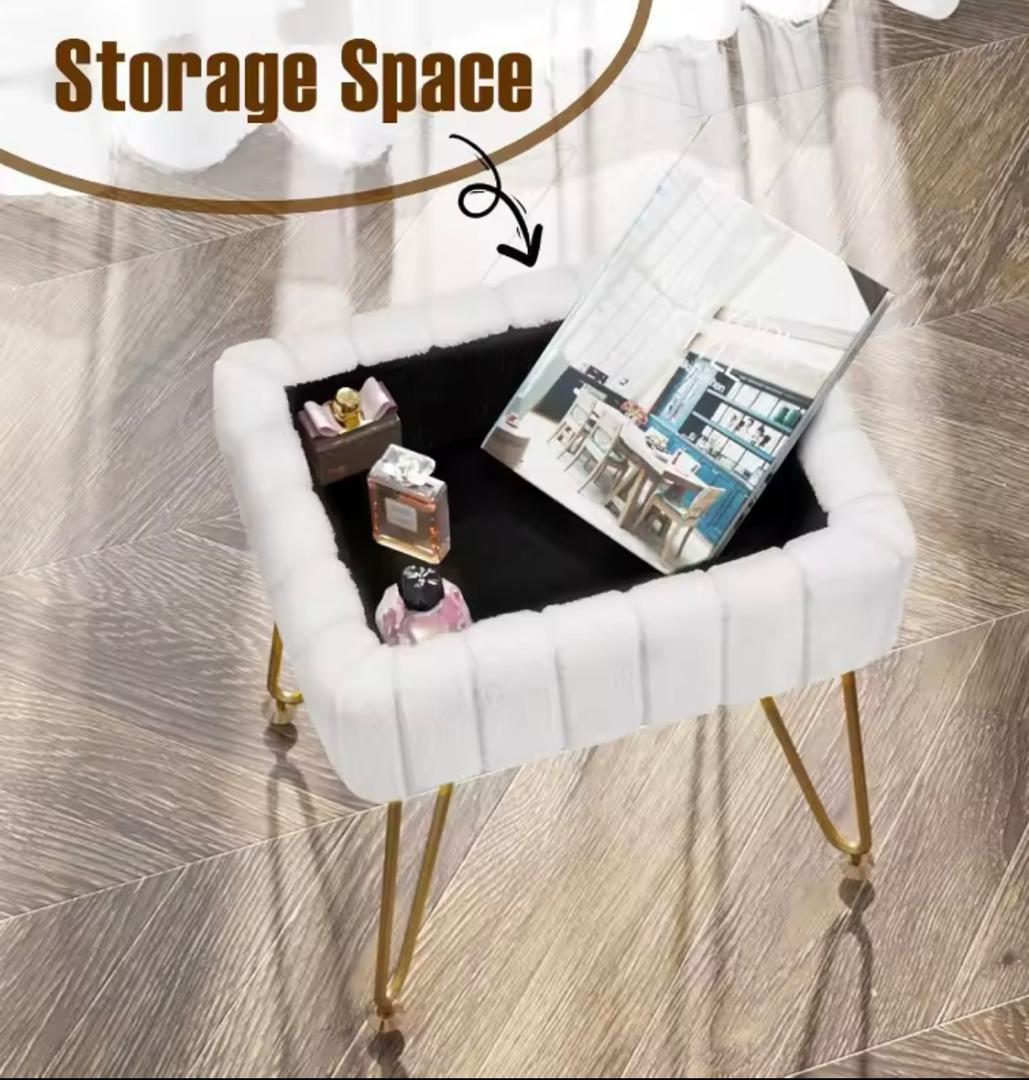 Tabouret de maquillage , pieds en métal souple avec pieds antidérapants, siège rembourré en fourrure , chaise de maquillage multifonctionnel moderne .