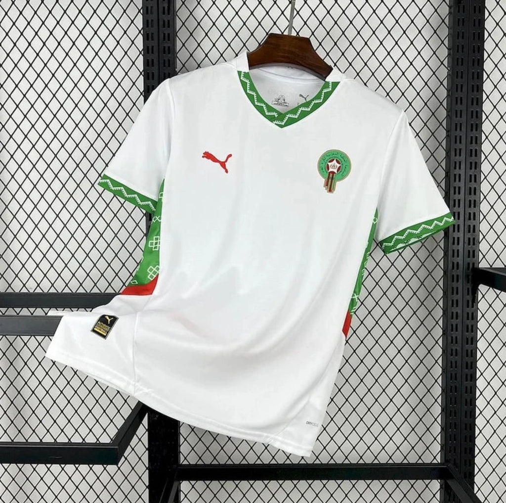 Maillot de Maroc pro max , avec le logo de Can , toutes les tailles sont disponibles .